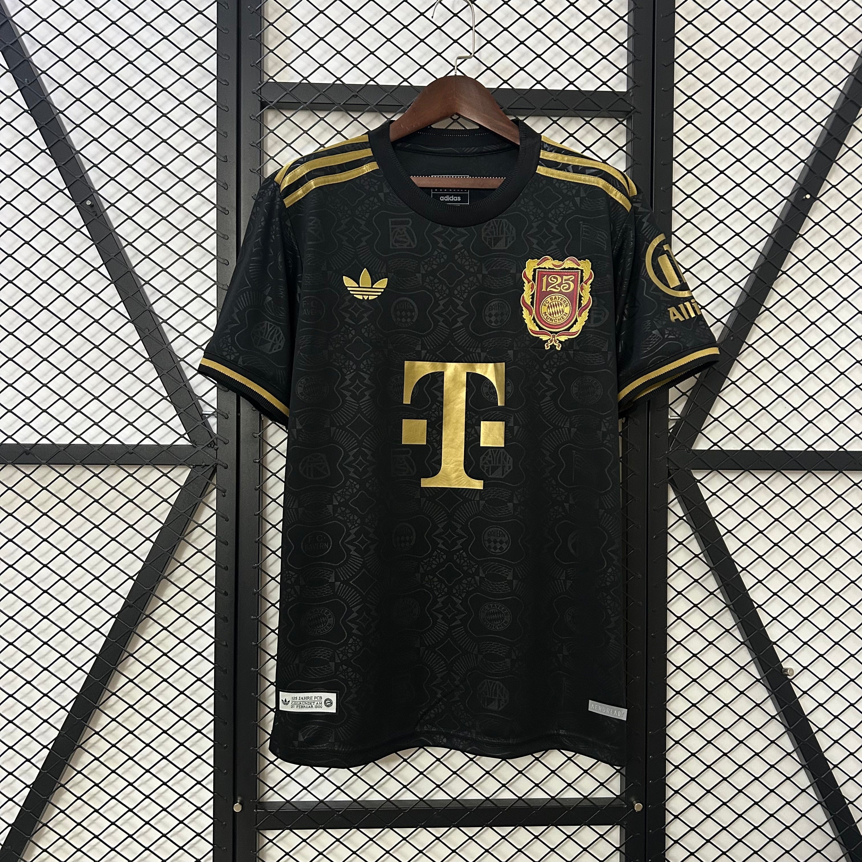 BAYERN MUNICH ANNIVERSARY EDITION 125° III 25/26 MAN