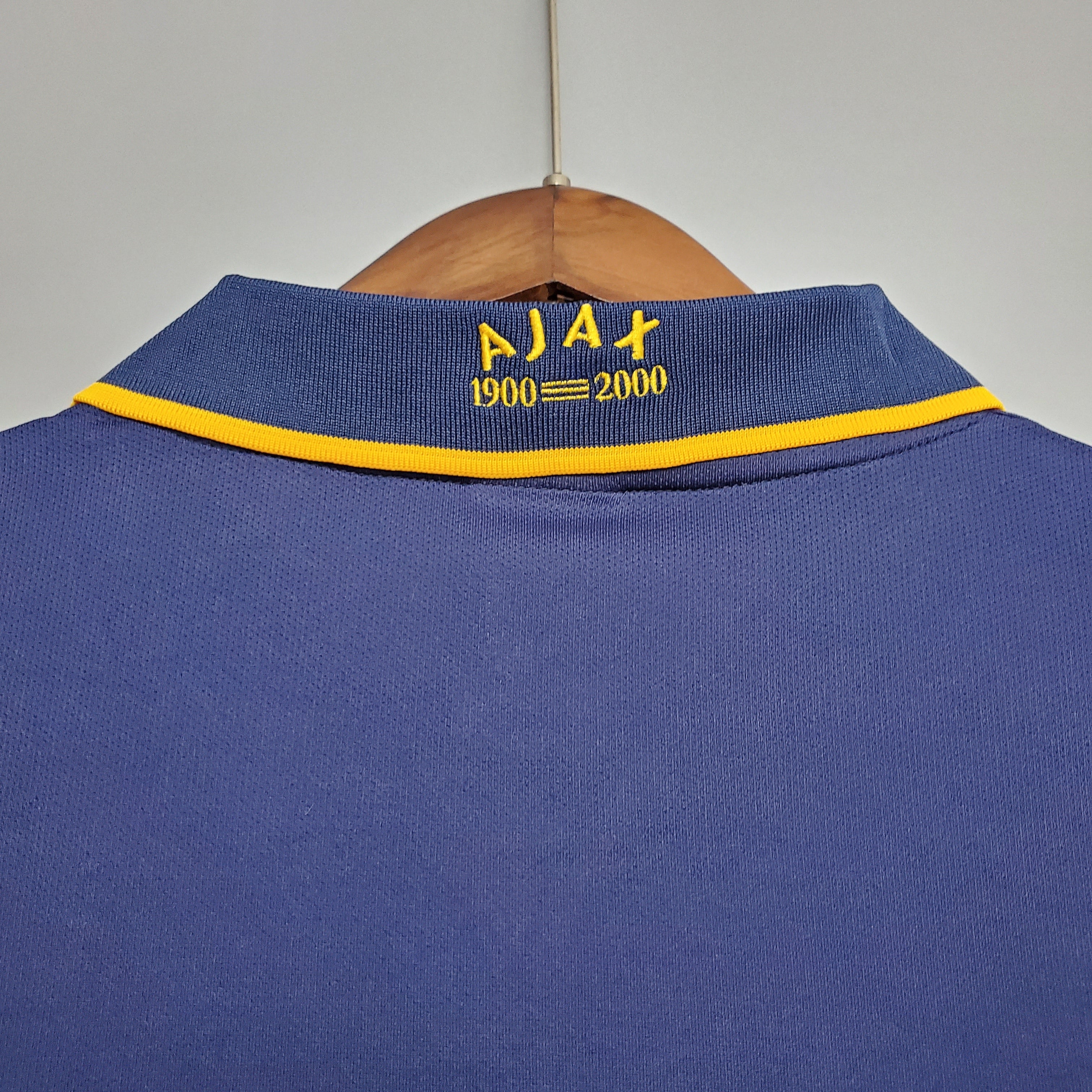 AJAX II 00/01 MAN (RETRO)