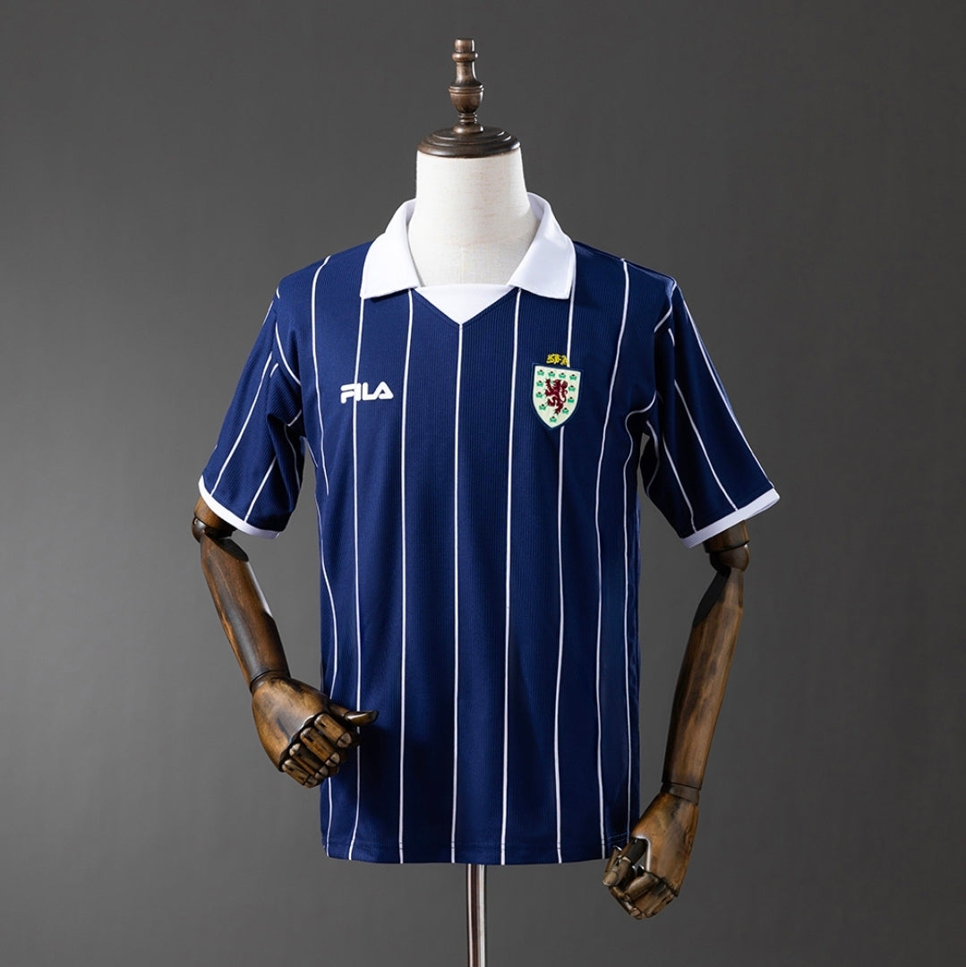 SCOTLAND HOME 2002 MAN (RETRO)